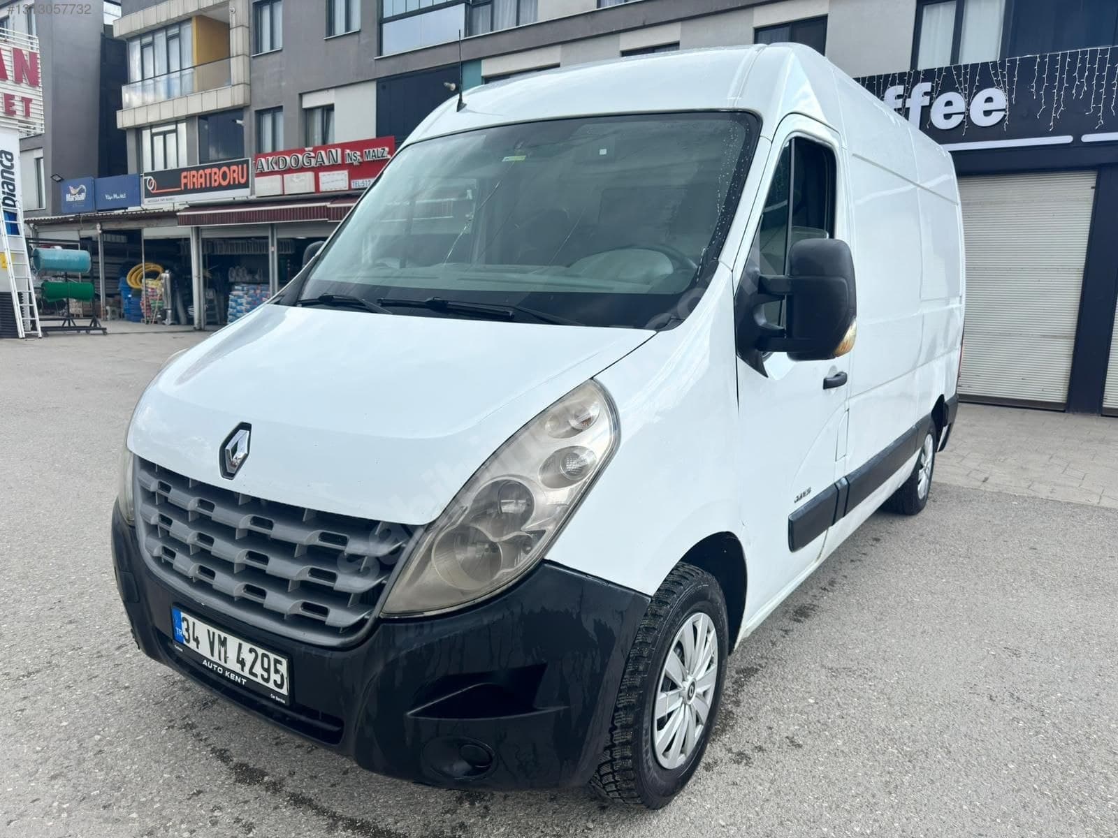 Renault Master 2.3 dCi L2H2 (11 m3) 2012 — 410 000 km, Diesel, manuelle