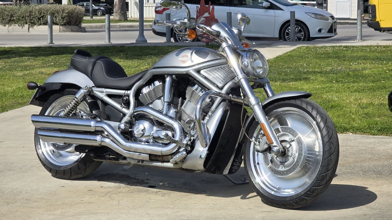 Harley-Davidson VRSC V-Rod 2004 — 70 000 km