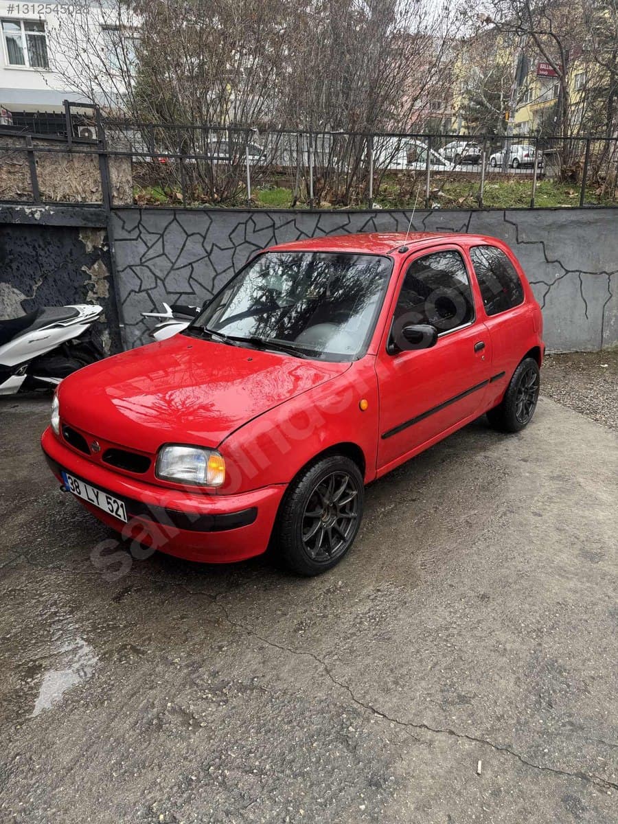Nissan Micra 1.3 LX 1996 — 330 000 km, Essence + GPL, manuelle